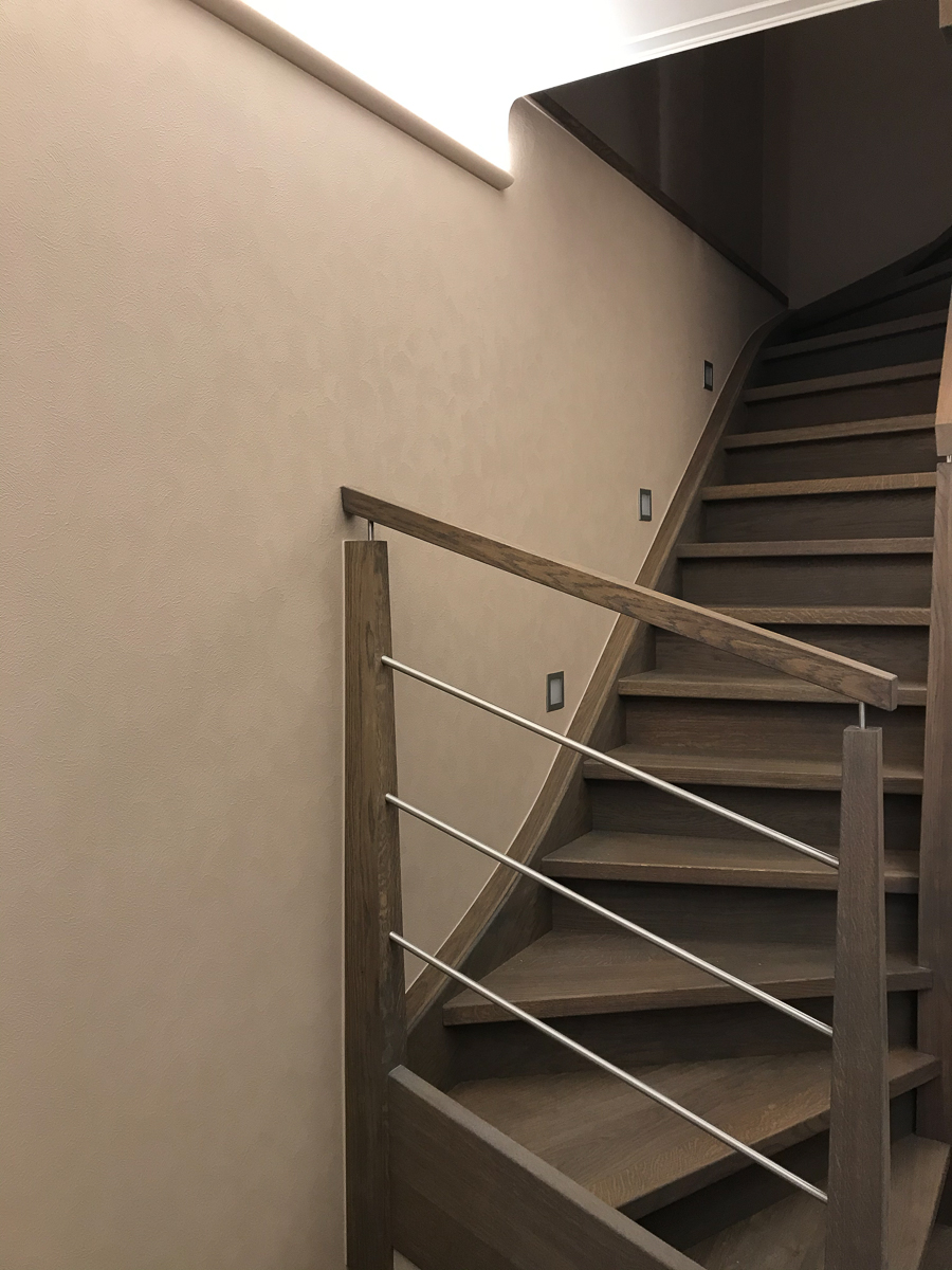 Traphal Renovatie